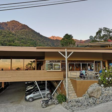 Hotel Uran Rivas Eksteriør billede