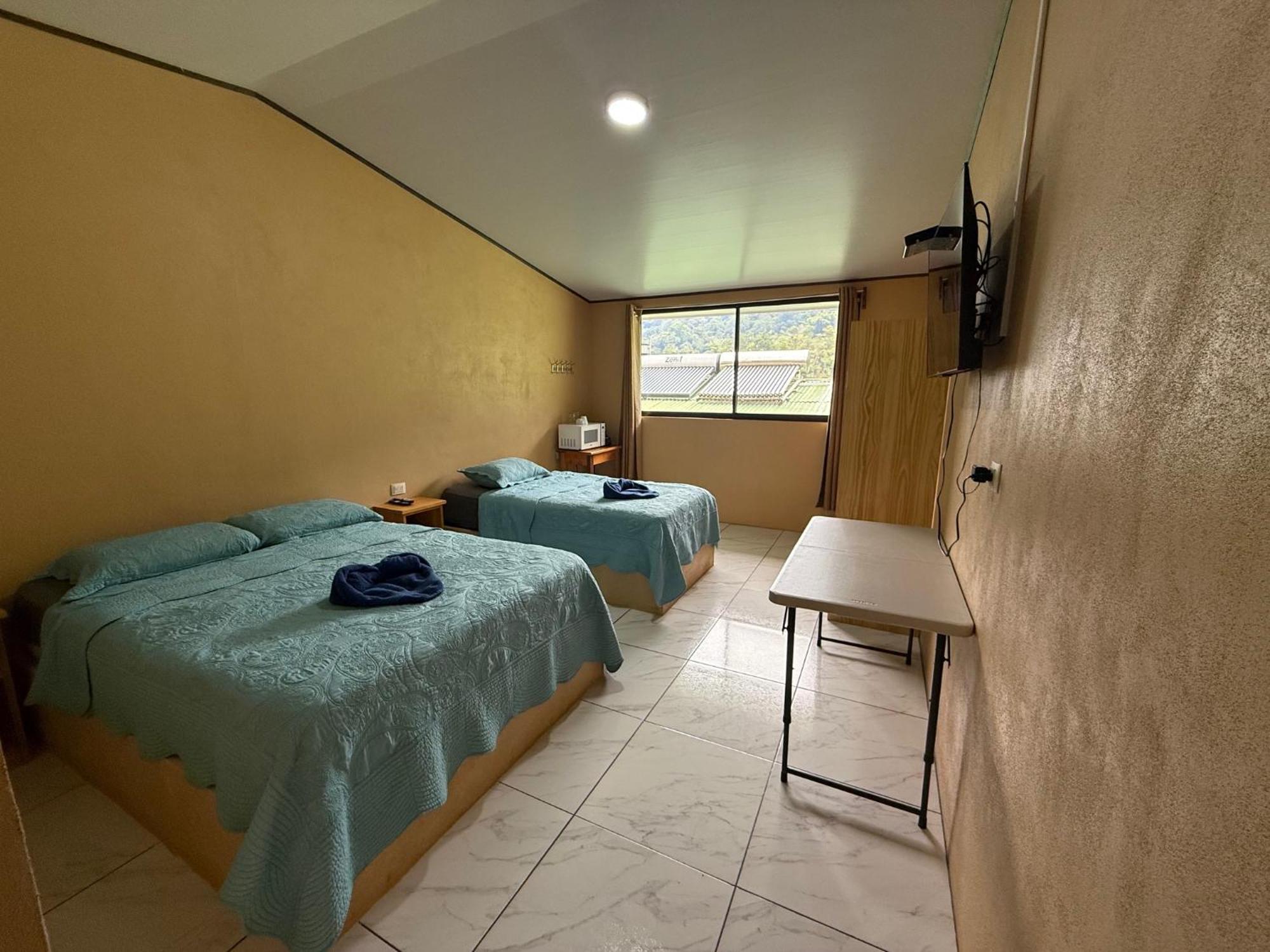 Hotel Uran Rivas Eksteriør billede