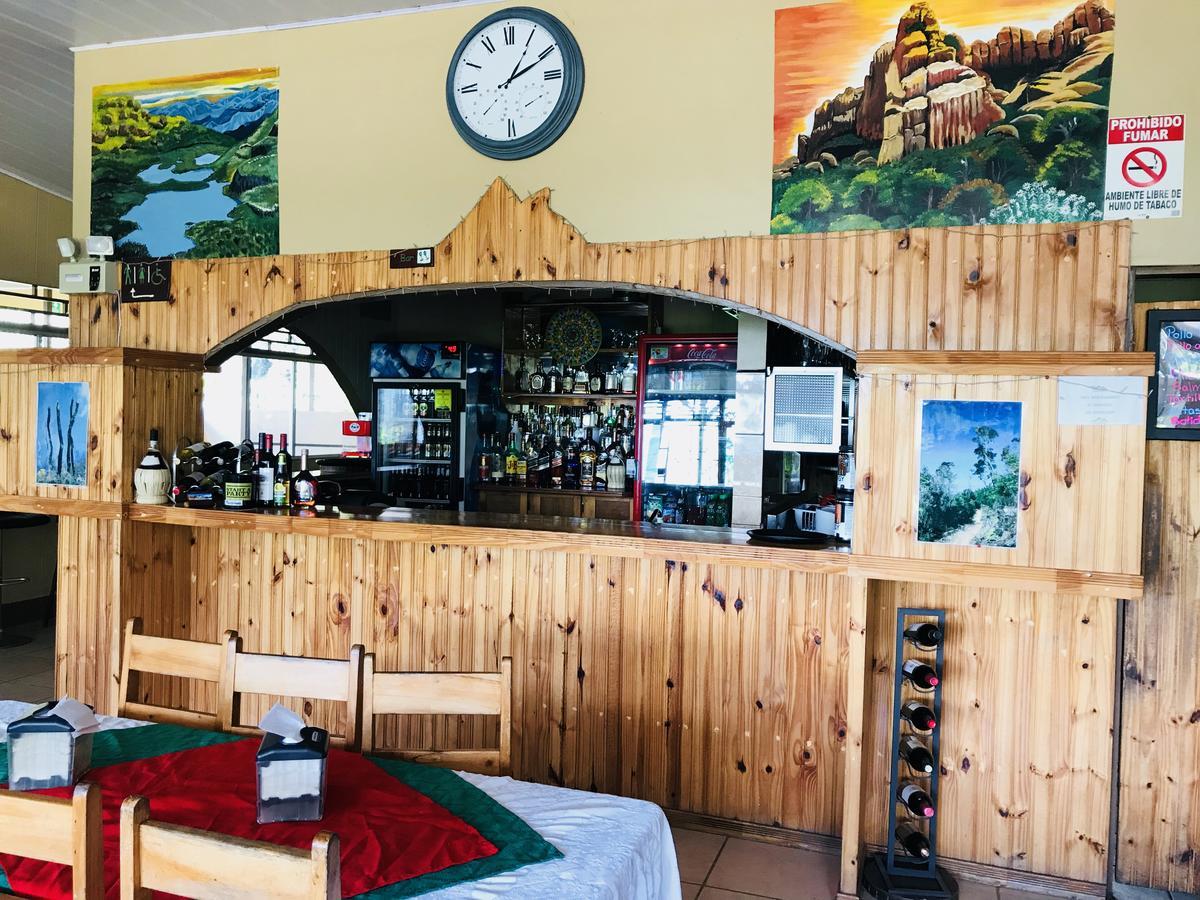 Hotel Uran Rivas Eksteriør billede