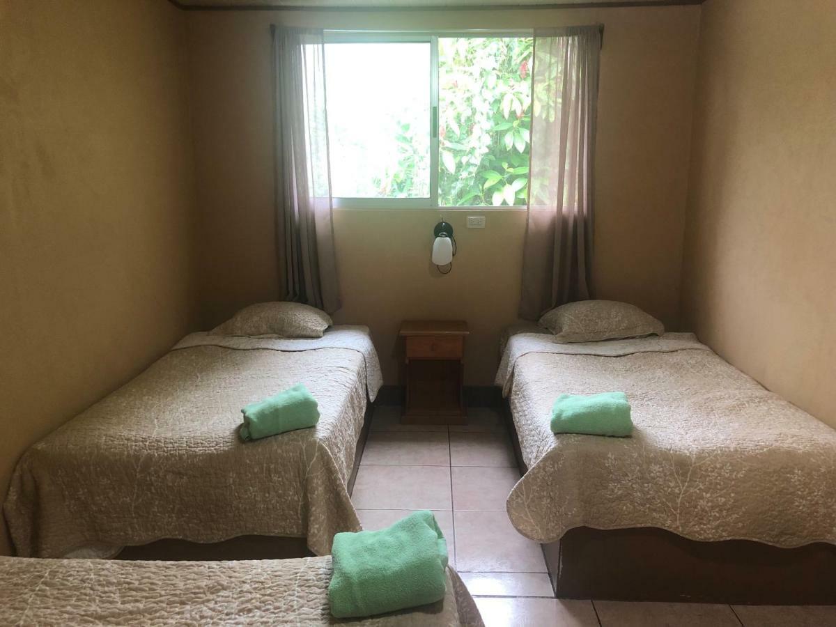 Hotel Uran Rivas Eksteriør billede
