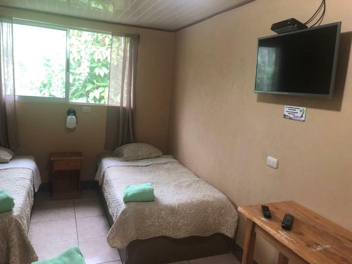 Hotel Uran Rivas Eksteriør billede