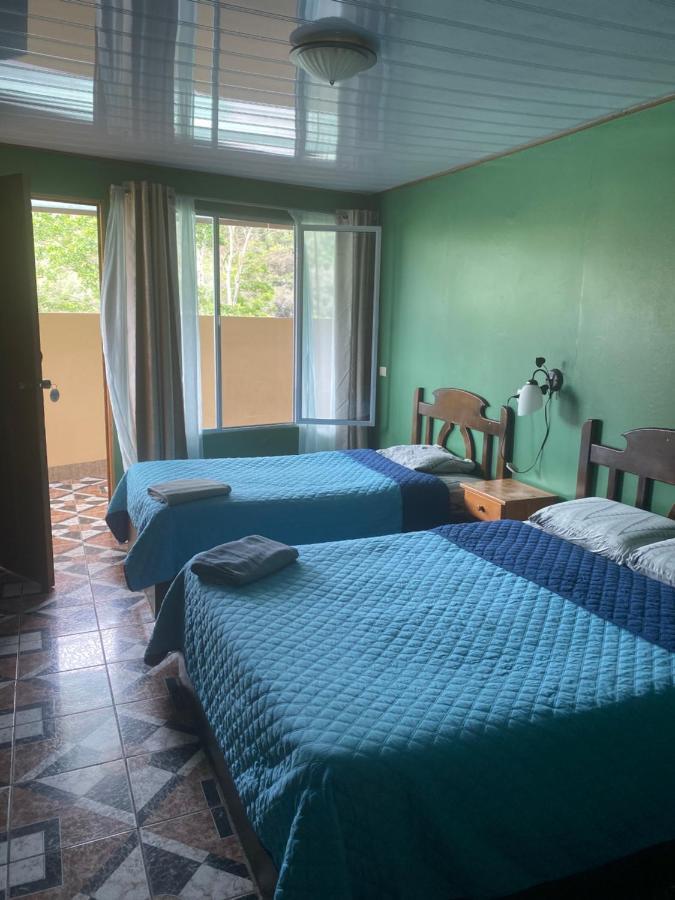 Hotel Uran Rivas Eksteriør billede