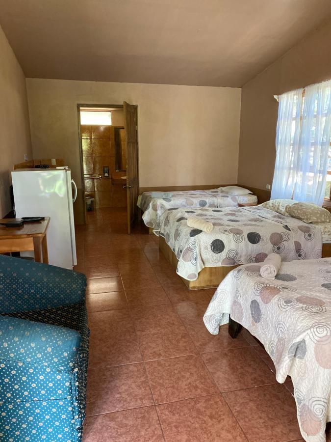 Hotel Uran Rivas Eksteriør billede