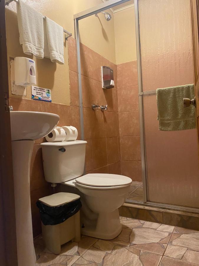 Hotel Uran Rivas Eksteriør billede